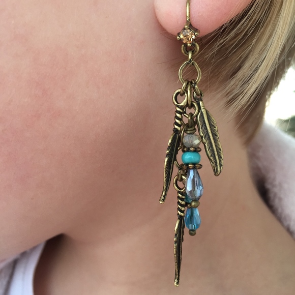 Sweet Romance Feathers & Beads Earrings - Picture 3 of 4